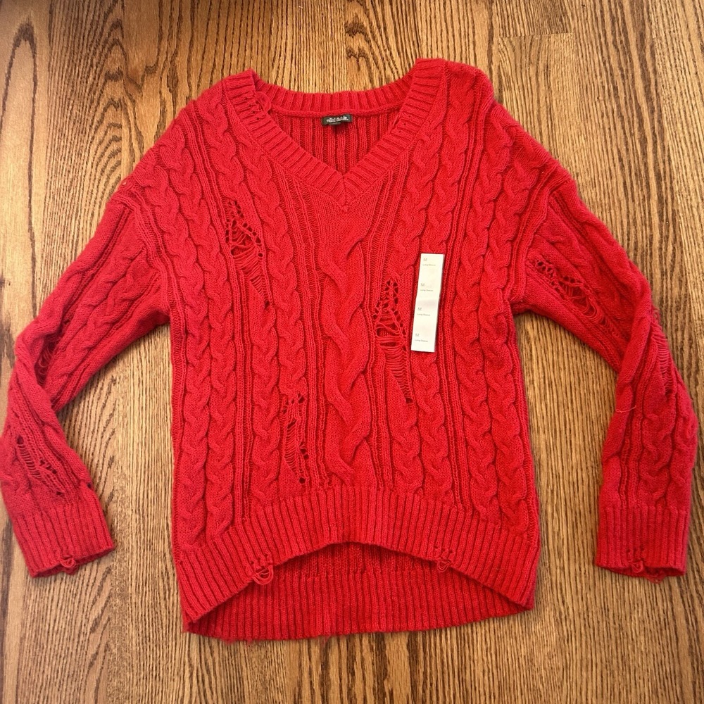 New Wild Fable Red Distress Women's Sweater Size M Pleas See Distress